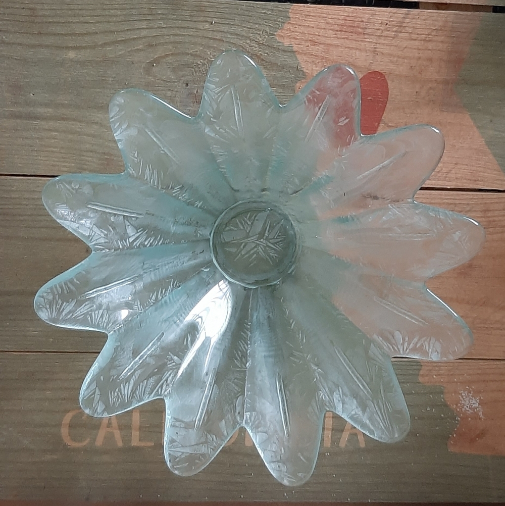 Decor Art Glass Bowl Sea Green Frosted Flower Dish 8½x2"